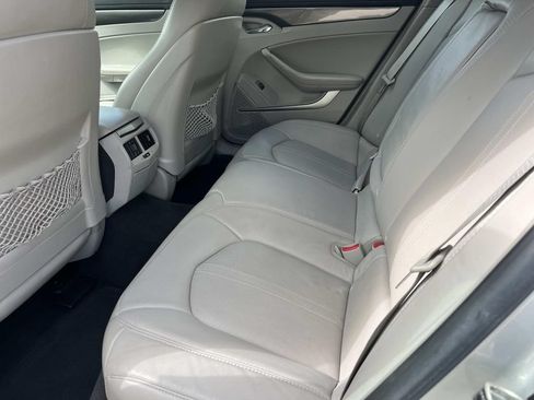 Used 2009 Cadillac CTS 3.6 RWD image 21