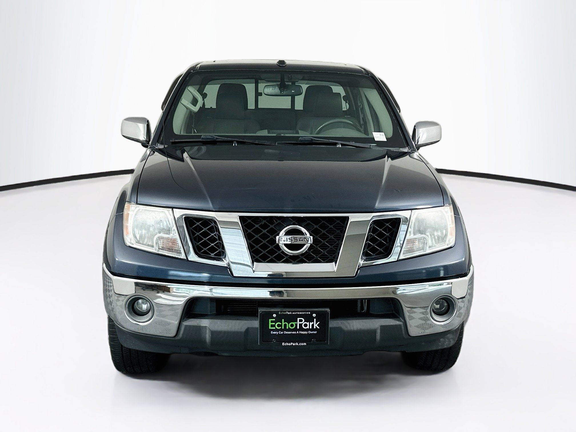 Used 2019 Nissan Frontier SL RWD image 2