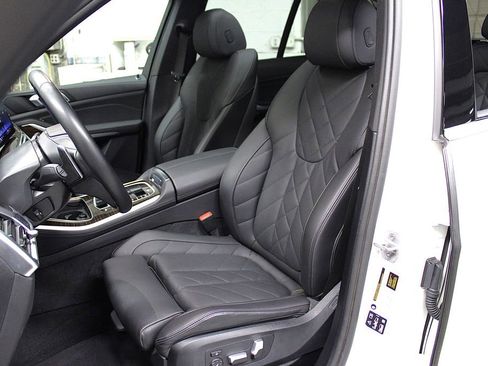 Used 2026 BMW X5 xDrive40i AWD/4WD image 26