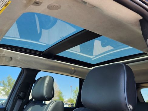 Used 2019 Jeep Grand Cherokee Summit AWD/4WD image 31