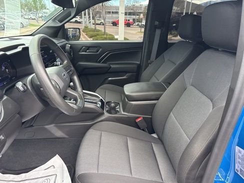 Certified 2024 Chevrolet Colorado Trail Boss w/ Technology Package AWD/4WD image 12