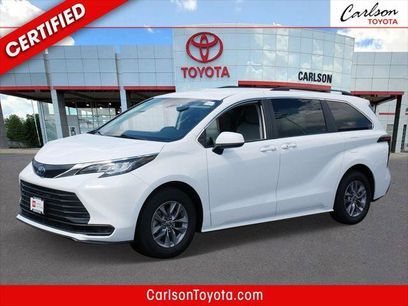 Certified 2022 Toyota Sienna LE