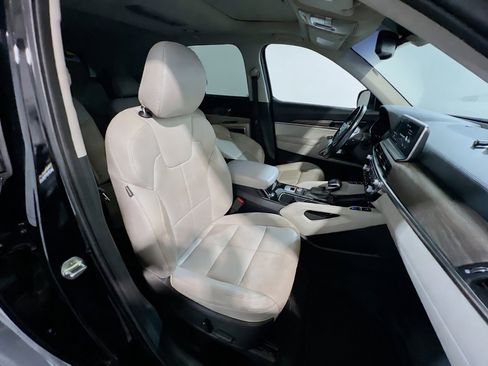 Used 2020 Kia Telluride EX w/ EX Premium Package FWD image 23