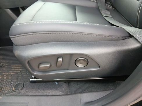 New 2026 GMC Terrain Elevation w/ Elevation Premium Package AWD/4WD image 18