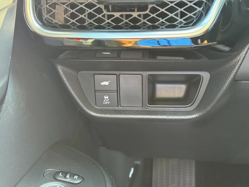 Certified 2026 Acura ADX FWD image 20