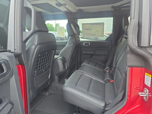 New 2026 Ford Bronco Big Bend w/ Black Diamond Package AWD/4WD image 25