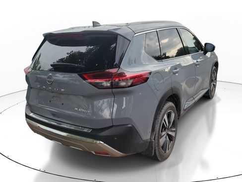 Used 2022 Nissan Rogue Platinum w/ Head-Up Display Package FWD image 9