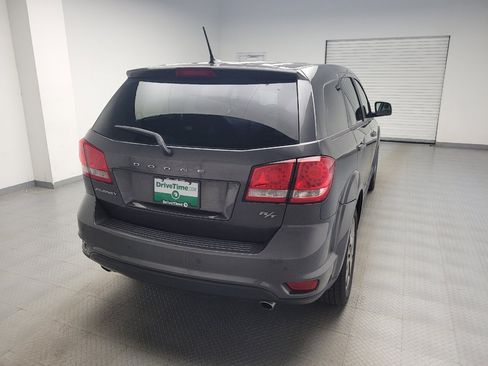 Used 2015 Dodge Journey R/T w/ Flexible Seating Group FWD image 7