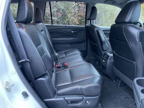 Used 2020 Honda Pilot Black Edition image 28