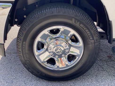 Used 2022 RAM 2500 Tradesman AWD/4WD image 11