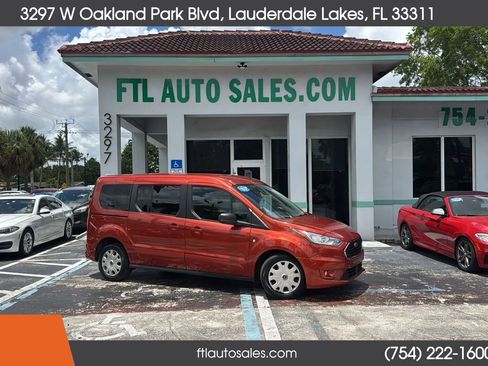 Used 2021 Ford Transit Connect XLT FWD image 1