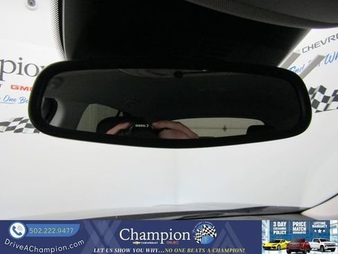 Certified 2025 Buick Envision Sport Touring AWD/4WD image 34
