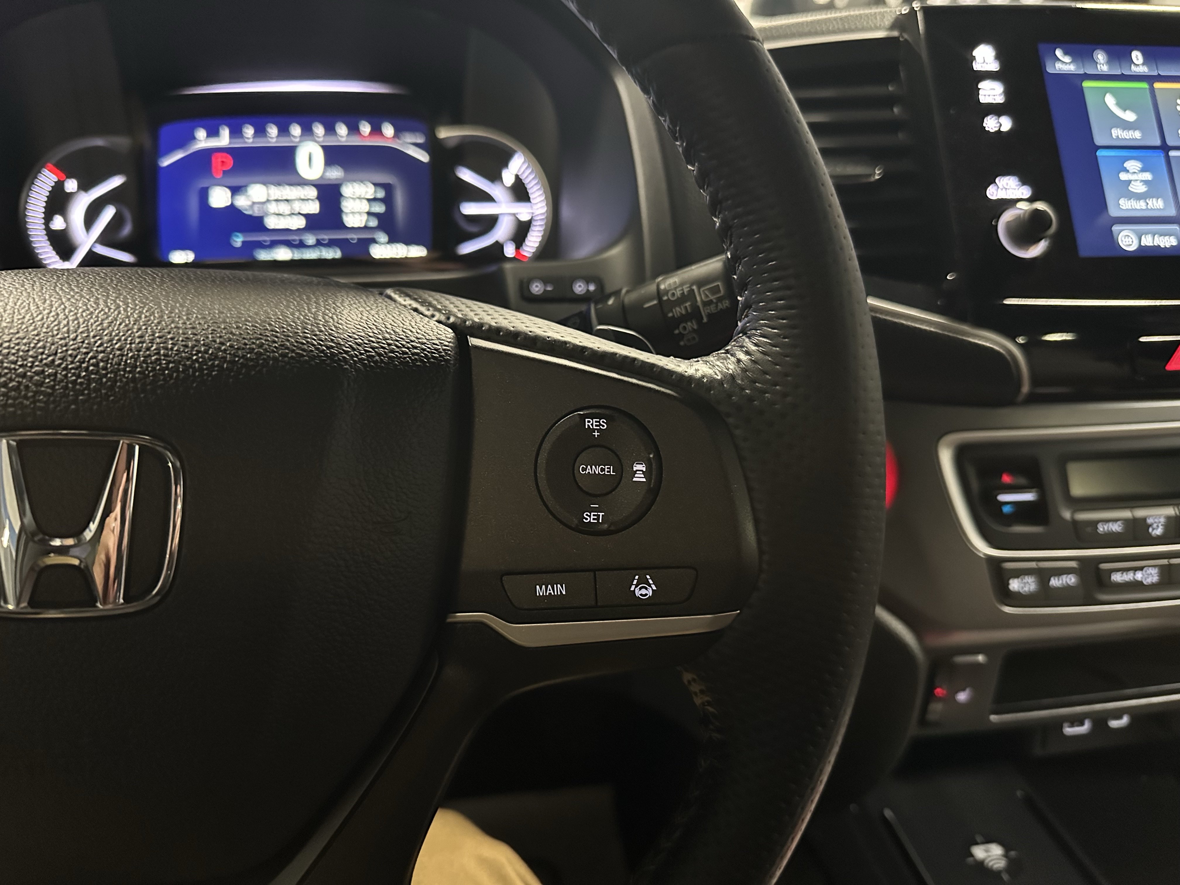 Used 2024 Honda Passport EX-L image 12
