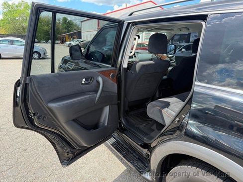 Used 2018 Nissan Armada SV w/ Driver Package RWD image 10