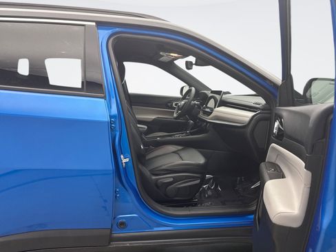 Used 2024 Jeep Compass Limited image 16