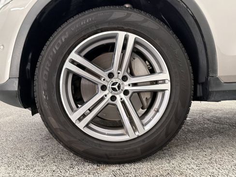 Certified 2022 Mercedes-Benz GLC 300 image 12