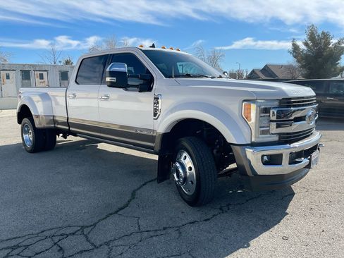 Used 2019 Ford F450 King Ranch w/ King Ranch Ultimate Package image 2