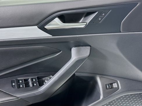 Used 2025 Volkswagen Jetta Sport image 15