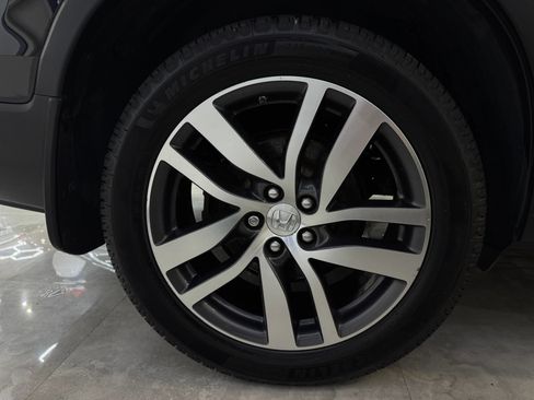 Used 2017 Honda Pilot Touring image 10