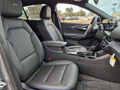 New 2026 Buick Envista Sport Touring w/ Convenience I Package FWD image 28