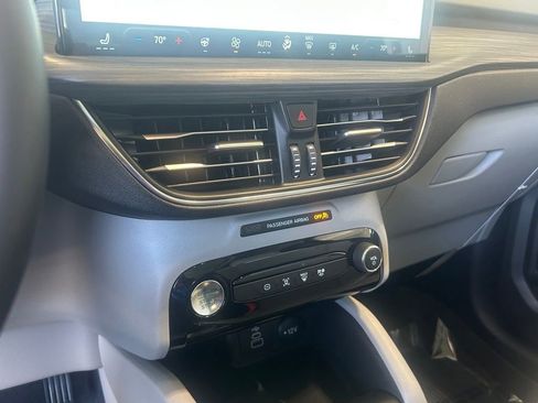 Used 2025 Ford Escape Platinum w/ Class II Trailer Tow Package image 36