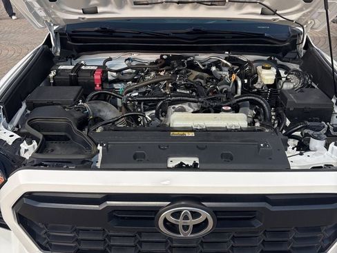 Used 2024 Toyota Tacoma SR5 image 31