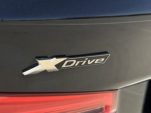 Used 2020 BMW M550i xDrive w/ Dynamic Handling Package image 14