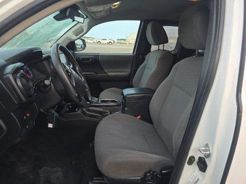 Used 2022 Toyota Tacoma SR image 23