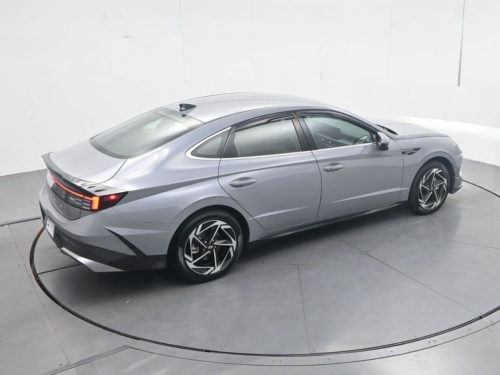 Used 2026 Hyundai Sonata SEL FWD image 34