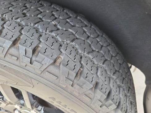 Used 2021 Land Rover Defender 90 S image 27