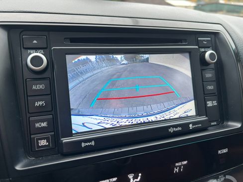 Used 2016 Toyota Sequoia Platinum image 24