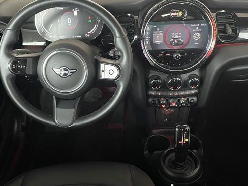 Used 2023 MINI Cooper 2-Door Hardtop image 15