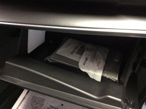 Used 2024 Nissan Rogue SV image 31