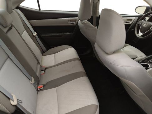 Used 2017 Toyota Corolla LE FWD image 19