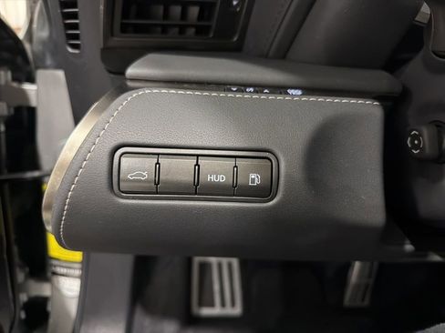 Used 2021 Lexus LC 500 Convertible image 25