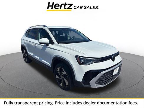Used 2026 Volkswagen Taos SE AWD/4WD image 1