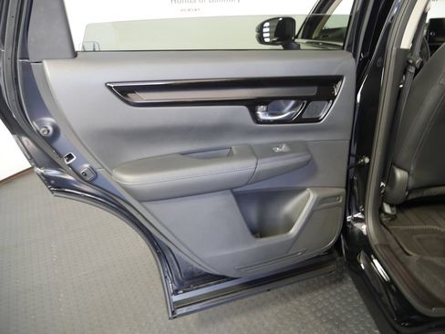 Used 2023 Honda CR-V EX-L image 12