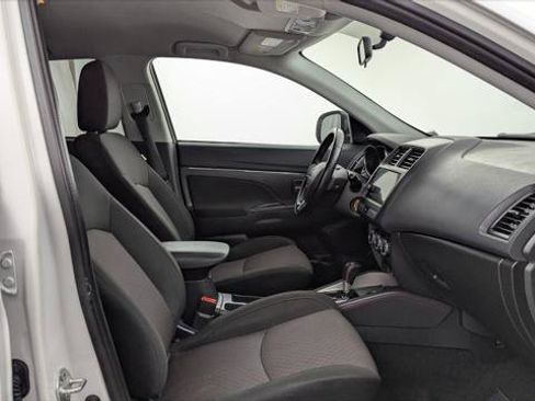 Used 2019 Mitsubishi Outlander Sport LE FWD image 21