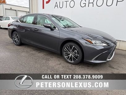 New 2025 Lexus ES 350 w/ Premium Package
