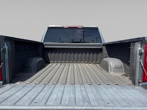 Used 2021 Chevrolet Silverado 1500 Custom Trail Boss AWD/4WD image 15