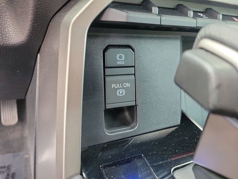 Used 2025 Toyota Tundra Limited image 22