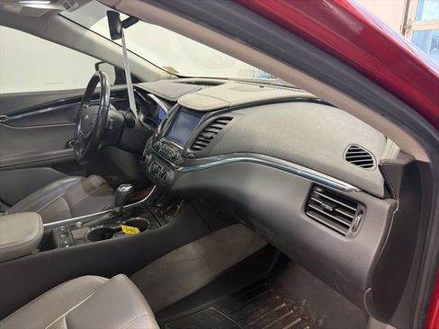 Used 2015 Chevrolet Impala LTZ FWD image 36