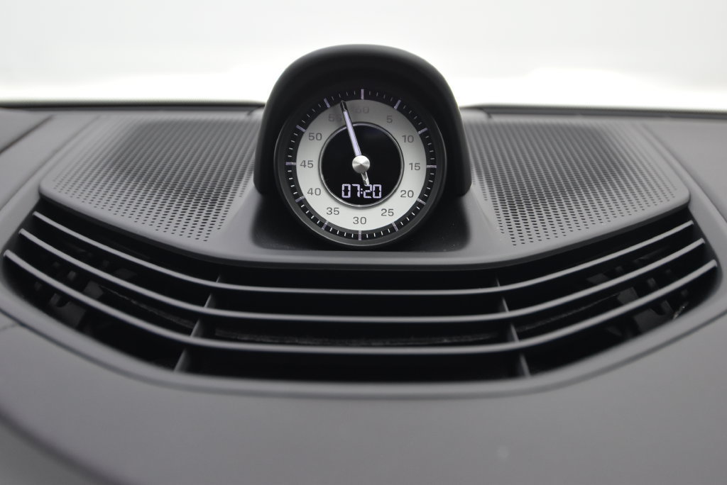 Used 2022 Porsche Taycan Turbo S AWD/4WD image 53
