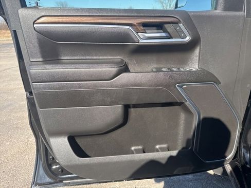 Used 2023 Chevrolet Silverado 1500 LT w/ Protection Package image 11