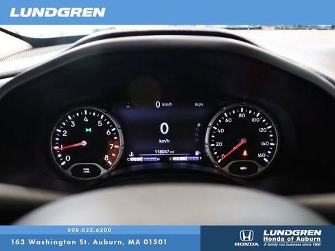 Used 2016 Jeep Renegade Limited image 16
