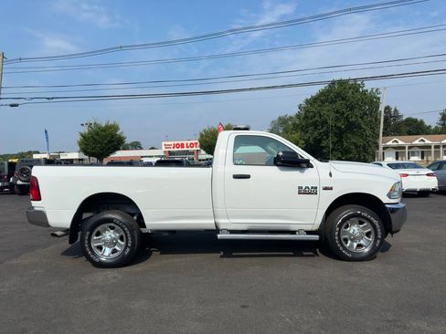 Used 2015 RAM 2500 Tradesman w/ Chrome Appearance Group image 9