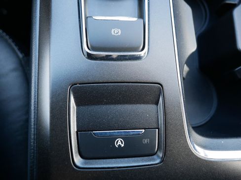 Used 2018 Ford Fusion SE w/ Fusion SE Technology Package image 32