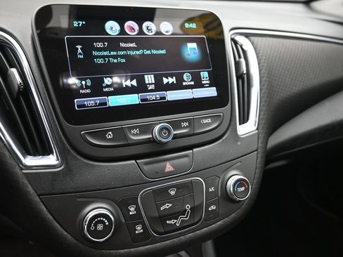 Used 2016 Chevrolet Malibu LT w/ Driver Confidence Package FWD image 19