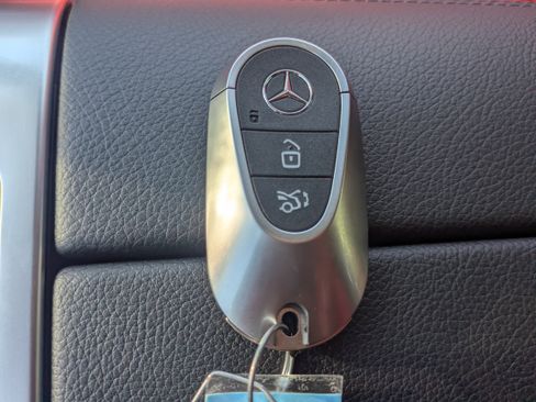 Certified 2024 Mercedes-Benz CLE 300 4MATIC Coupe image 33