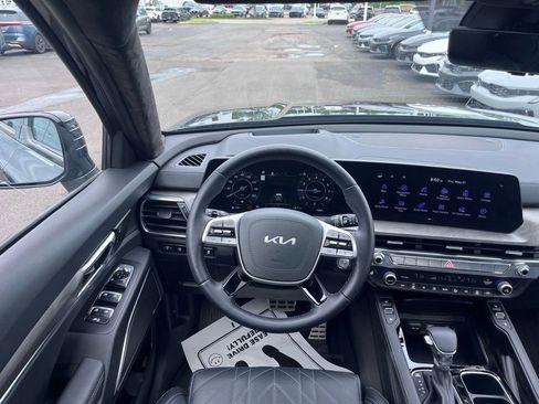 Used 2025 Kia Telluride SX Prestige X-Pro AWD/4WD image 23